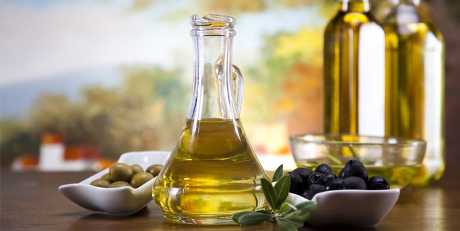 puglia-produces-a-lot-of-olive-oil-for-italy.jpg