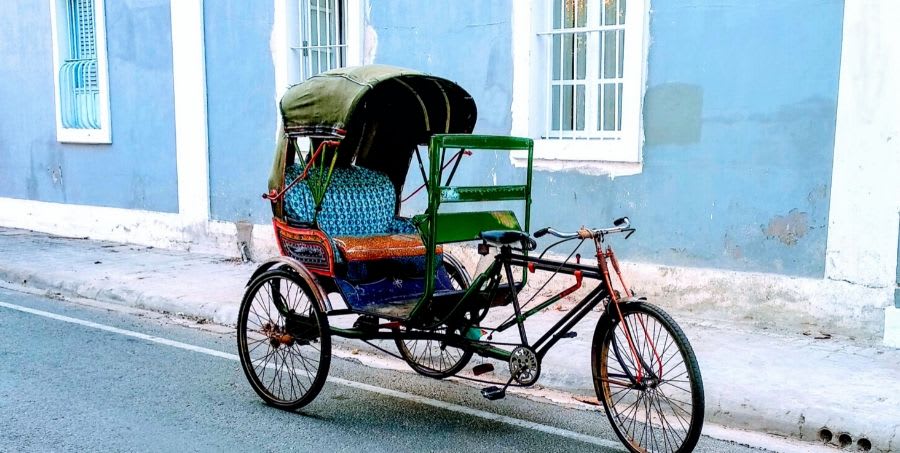 experience-rickshaw-ride-in-india.jpg