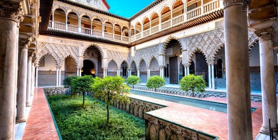 visit-alcazar-palace-in-seville.jpg