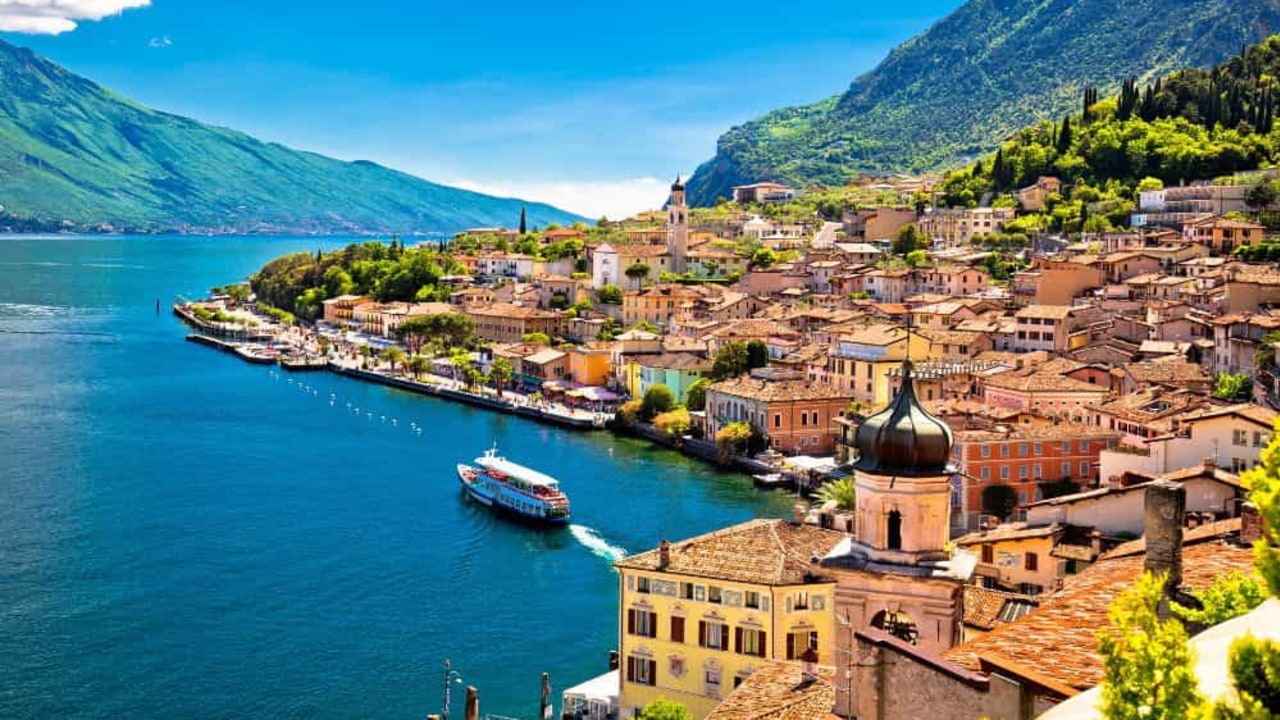 5 Best Lakes in Italy To Visit