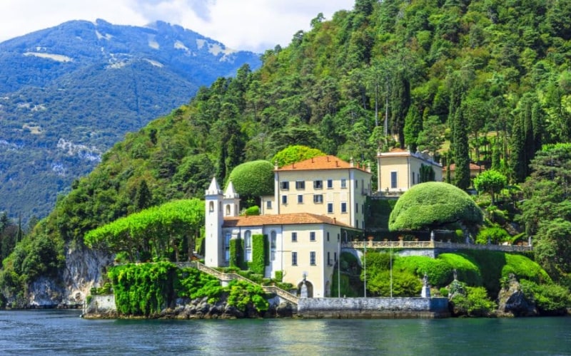 20 Famous Film Locations to Inspire You to Travel