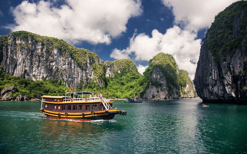 Ha Long Bay