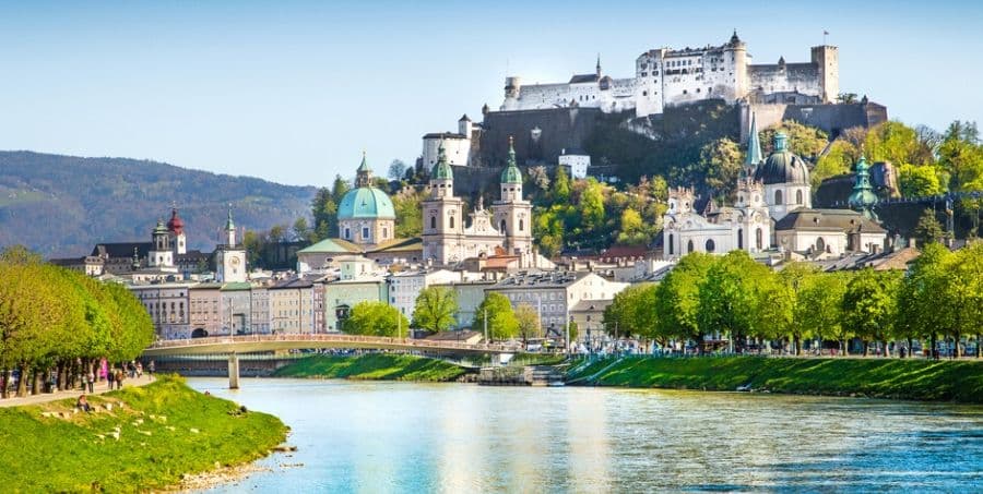 visit-salzburg-on-guided-austria-holiday.jpg