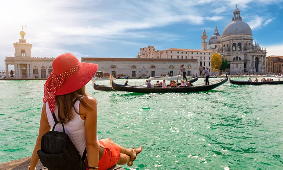 woman-in-venice.jpg