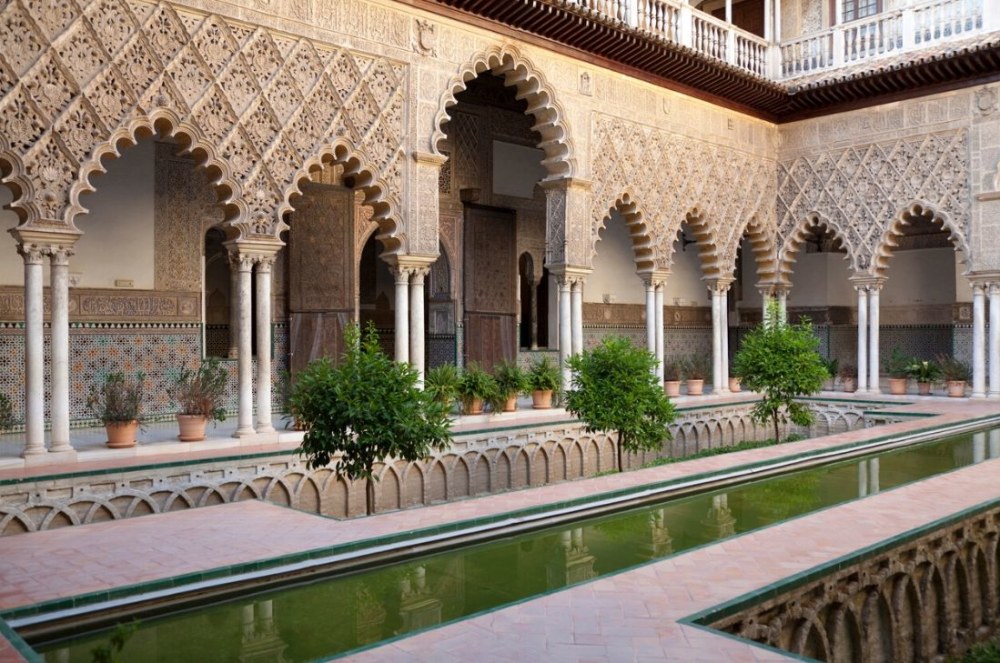 explore-alcazar-of-seville.jpg