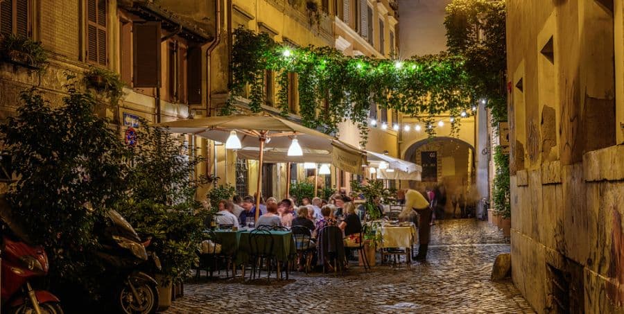 discover-trastevere-rome-holiday.jpg