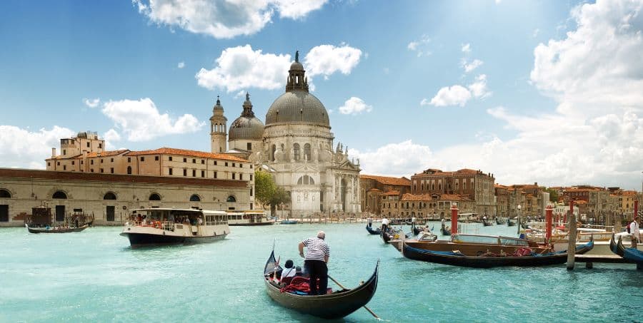 discover-venice-italy-holidays.jpg