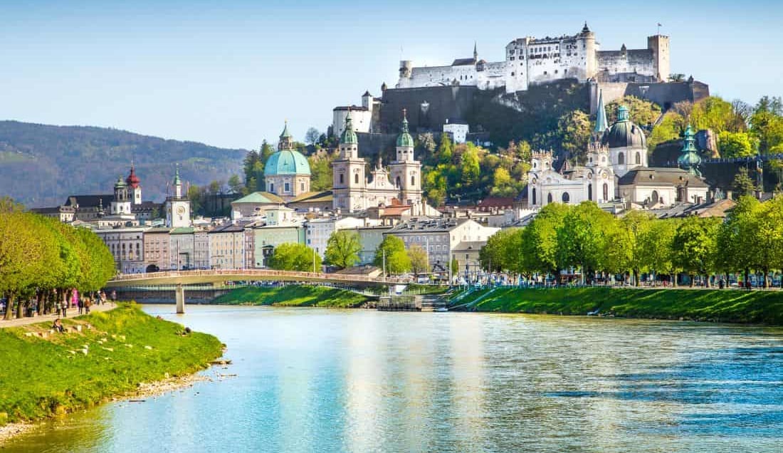 Discover the enchanting city of Salzburg 