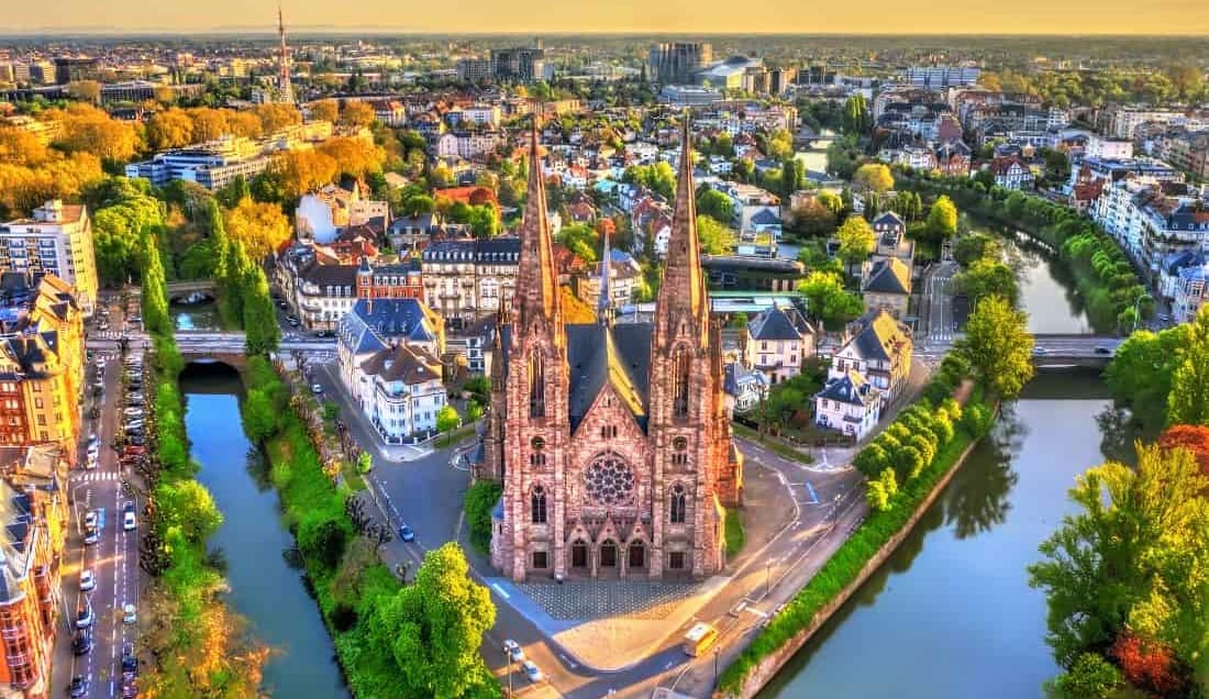 Enjoy a walking tour of Strasbourg 