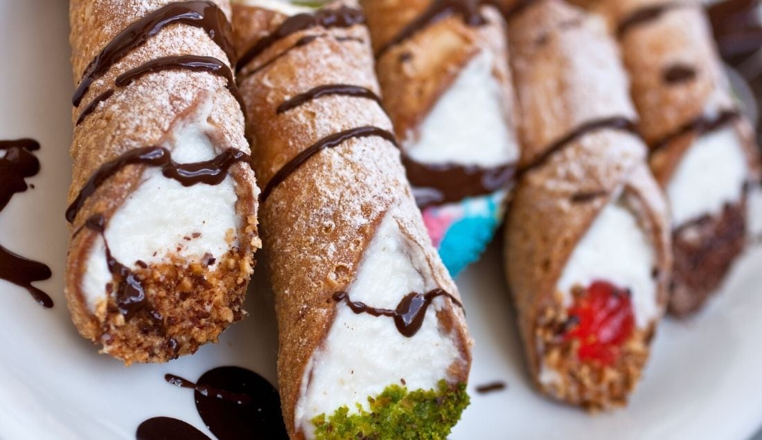 Try delicious cannoli