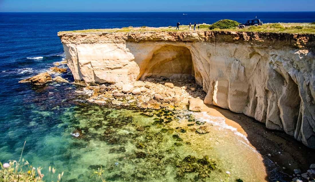Discover the beautiful coastlines of Sicily