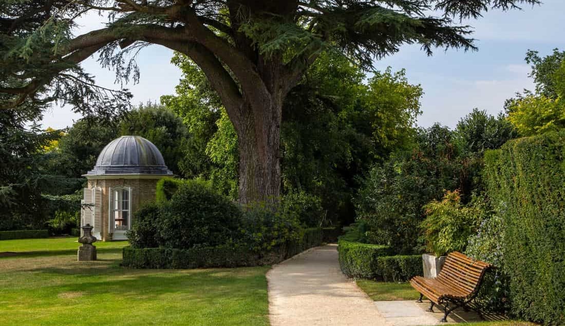 Visit Bridge End Garden