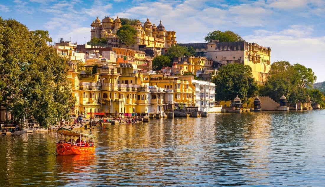 Discover Udaipur 'The Venice of The East'