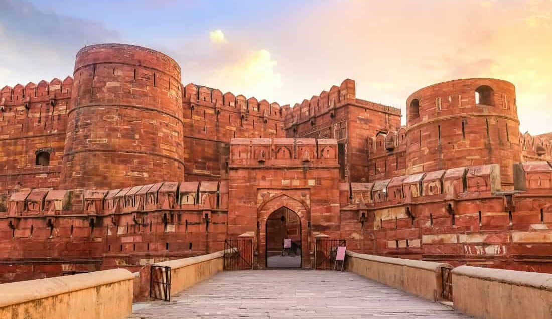 Visit the Agra Fort