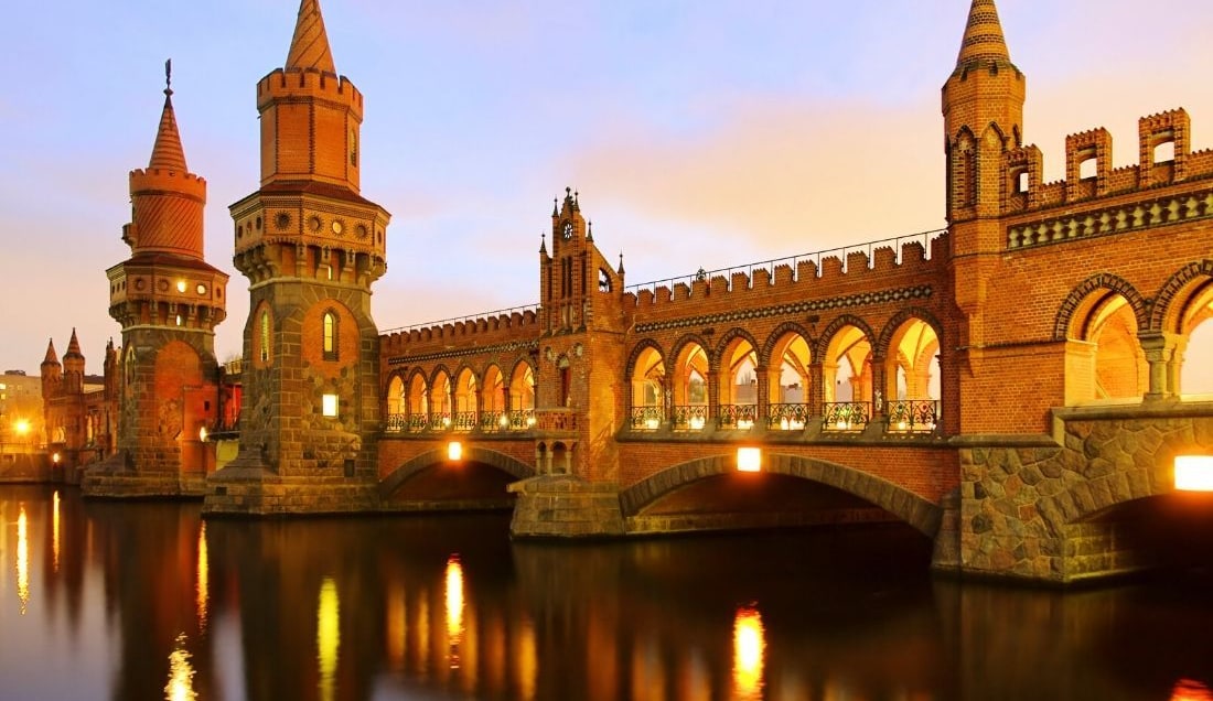 See Oberbaumbruke Bridge