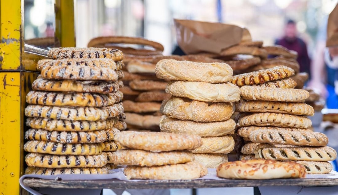 Enjoy a Traditional Greek Koulour