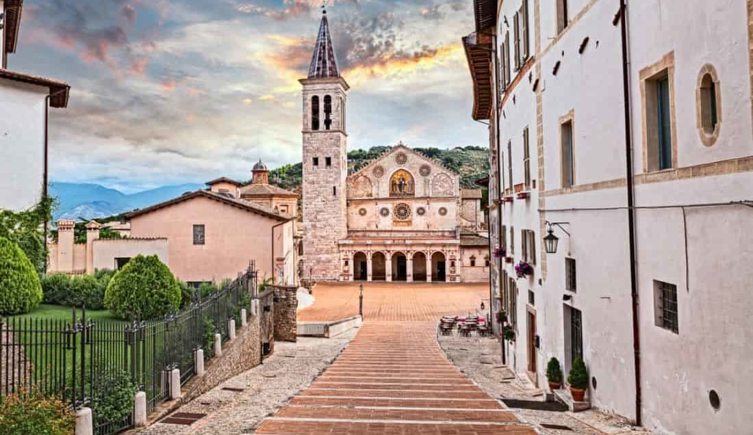 Explore the medieval town of Spoleto