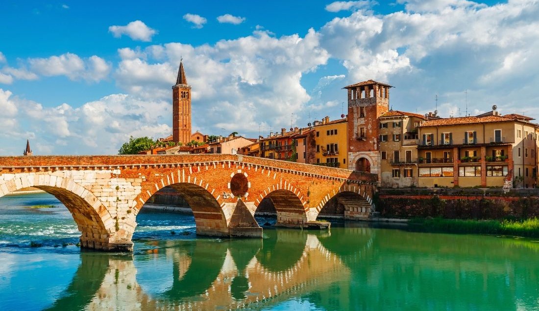 See the Bridge Ponte Pietra in Verona