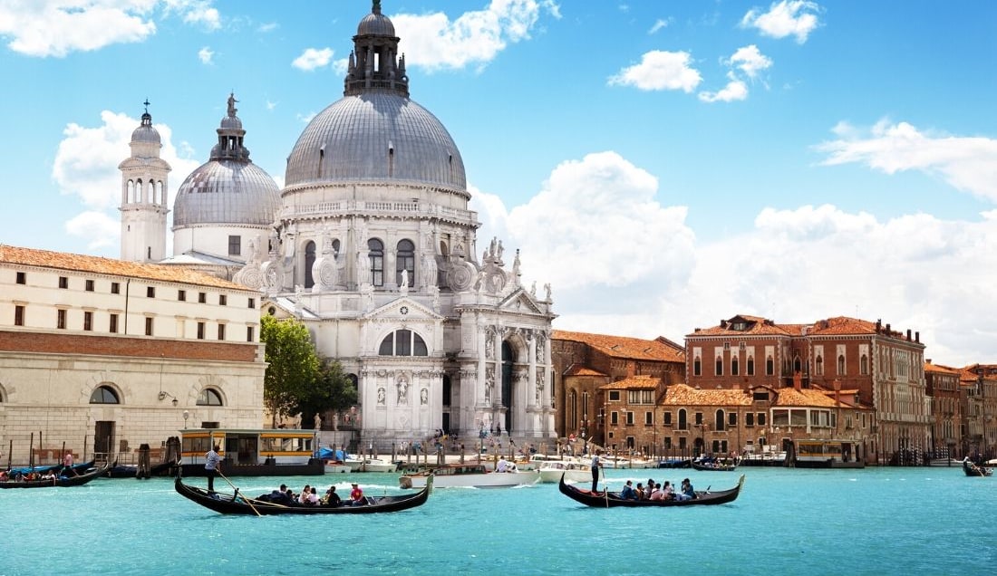 The Venetian Riviera - Light & Relaxed