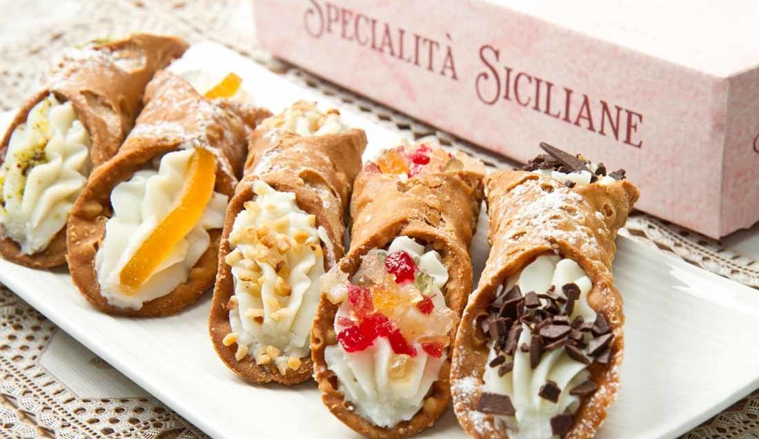 Try a Tasty Cannoli!