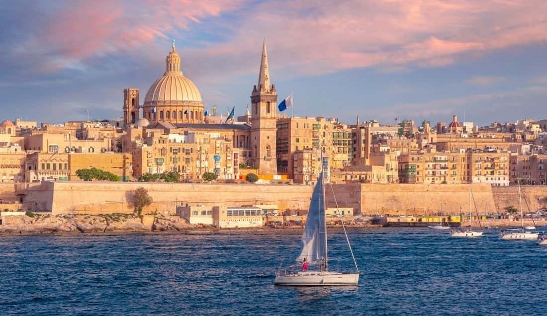 Take a Grand Harbour Cruise