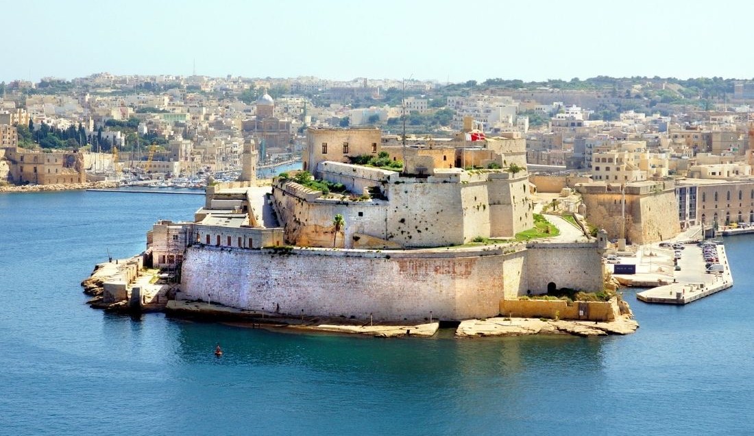 Discover Valletta's Harbours on a boat trip