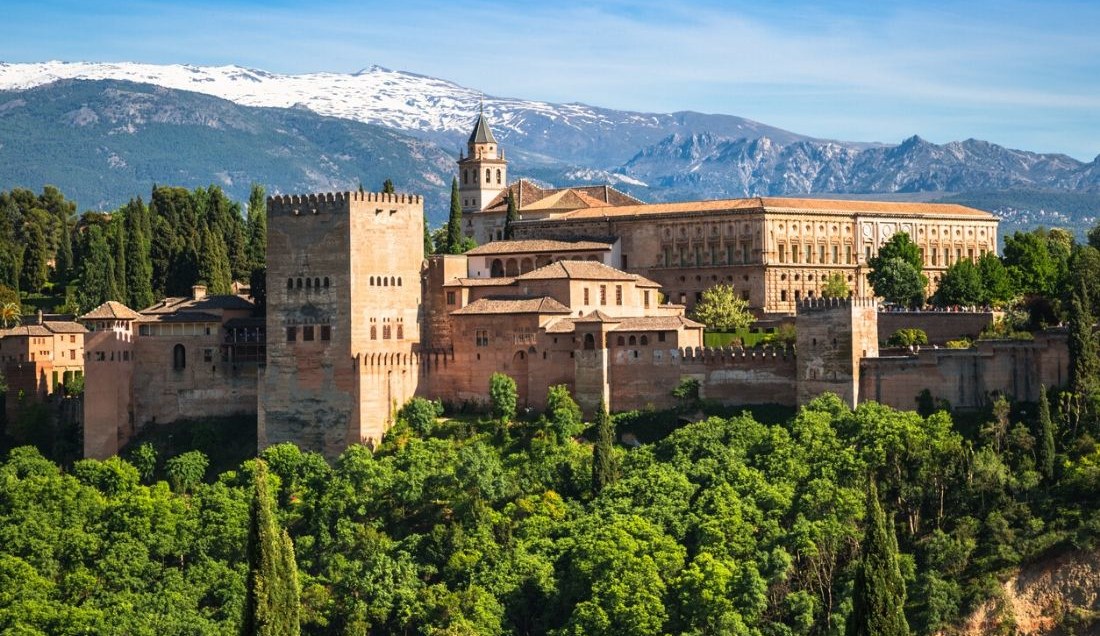 Visit the stunning La Alhambra