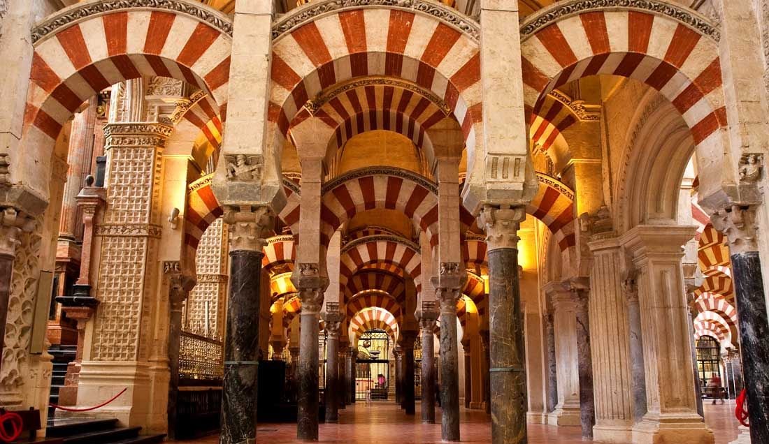 Visit Mezquita Cristo de la Luz