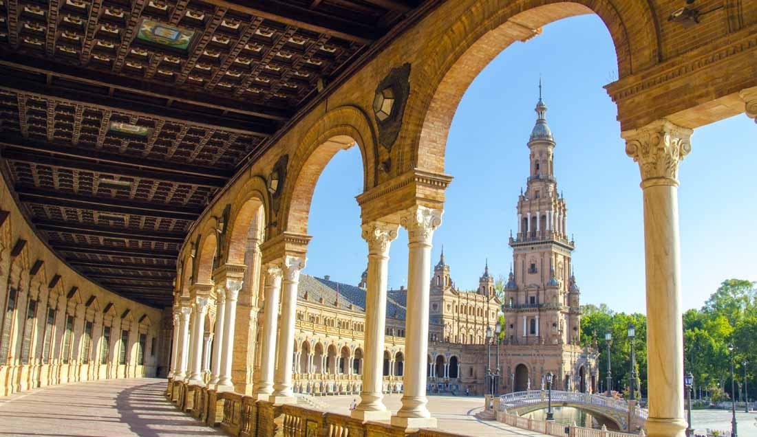 Visit Plaza Espana in Seville