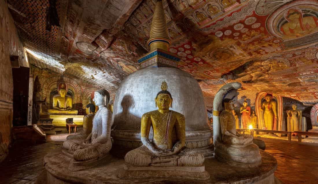 Visit Dambulla Cave Temple