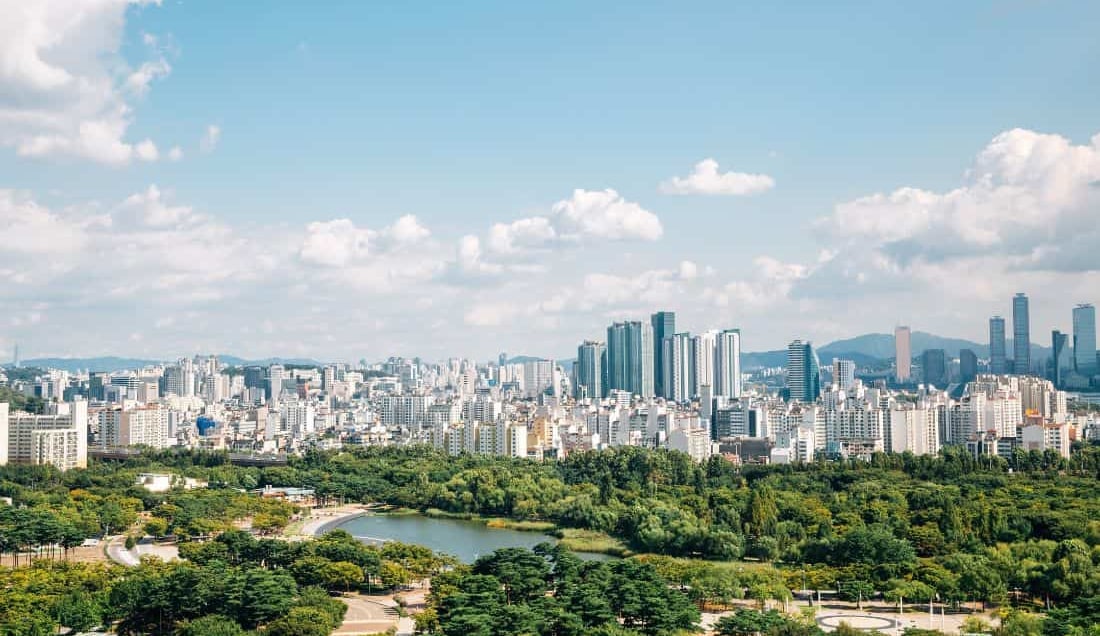 Explore Seoul, South Korea's capital