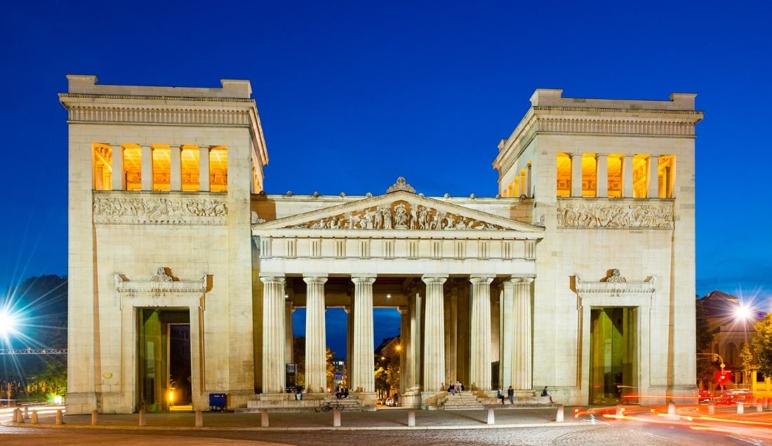 Enjoy a city tour of Munich