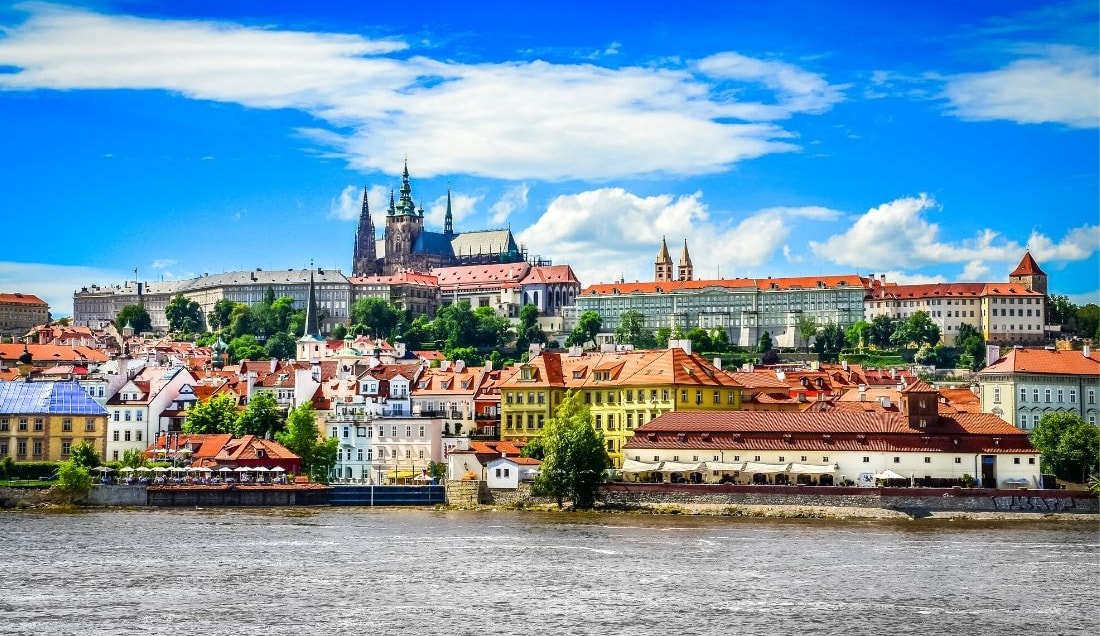 See the top sights of Prague