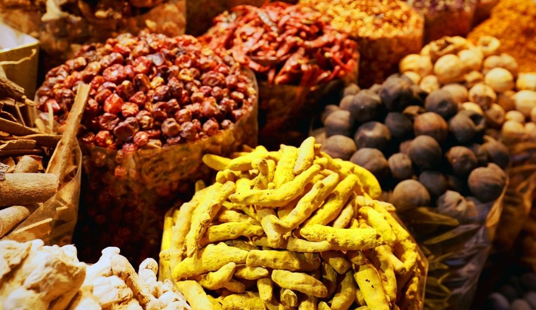 Free Time to Taste Oriental Spices in Dubai
