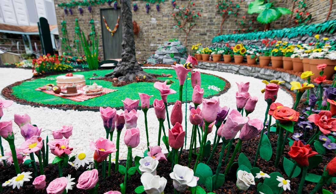 See a spectacular display of gardens, plants and features