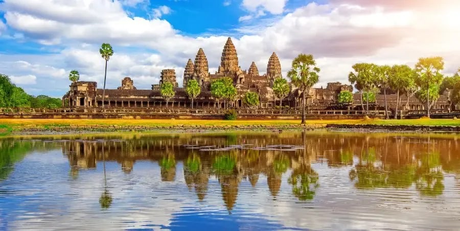 Worldwide Wonders-Angkor-Watt.webp