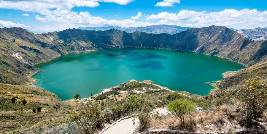 Explore Quilotoa Lagoon - Ecuador tours.jpg