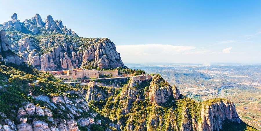 Montserrat-Costa-Brava-Solo-Traveller.jpg
