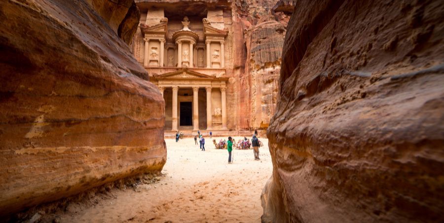 Entrance-Treasury-Petra-Jordan.jpg