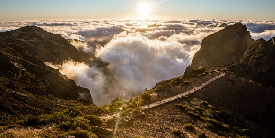 Sunset Pico do Areeiro Madeira.jpg