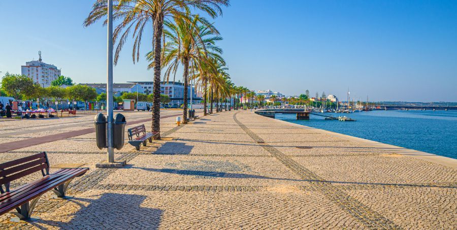 Portimao_town_Algarve_Portugal.jpg