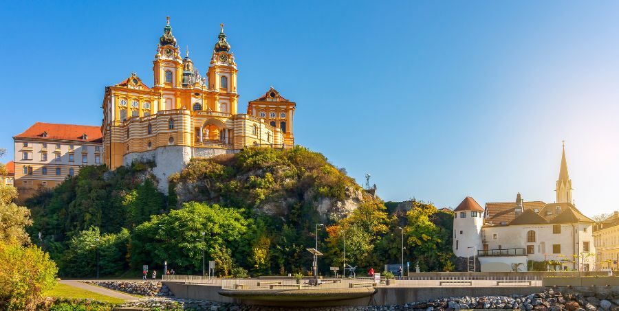 Melk abbey in Wachau valley.jpg