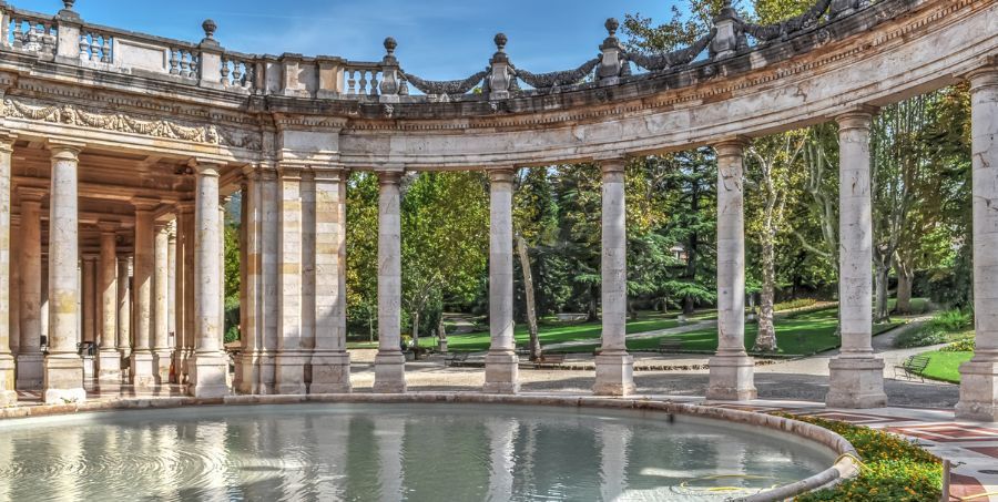 montecatini-terme-spa-colonnade-tuscany.jpg