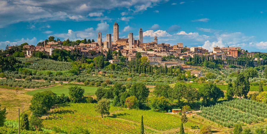 san-gimignano-medieval-towers-skyline-tuscany.jpg