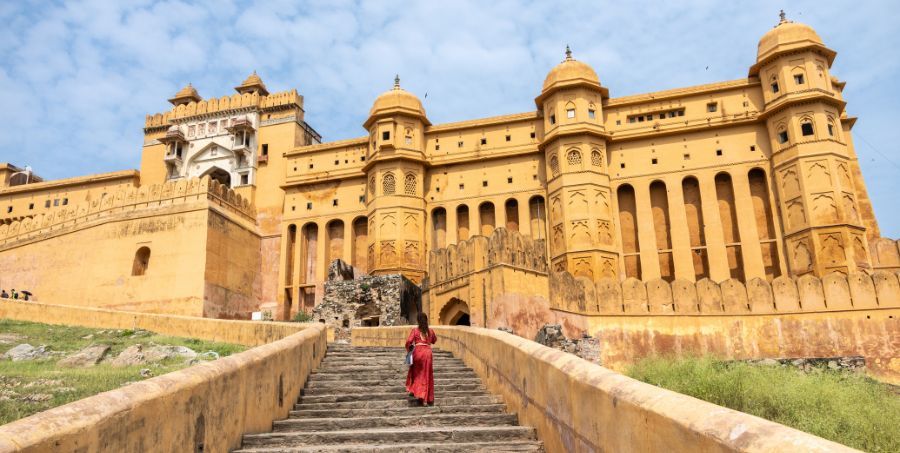 amber-fort-jaipur-rajasthan-india-steps..jpg