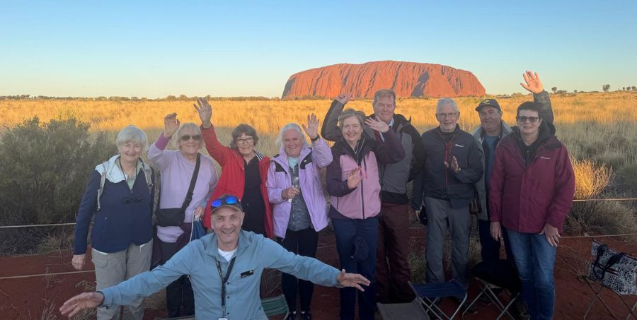 travel-department-uluru-tour-group.jpg