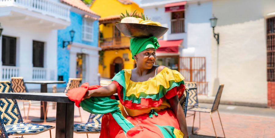 palenquera-cartagena-old-city-colombia.jpg