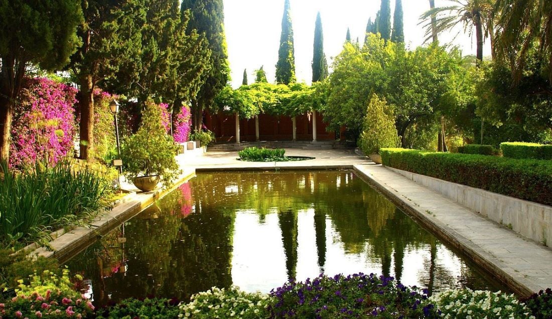 Visit La Concepcion Botanical Gardens