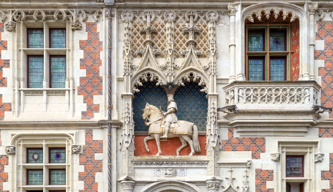 Uncover the city of Blois