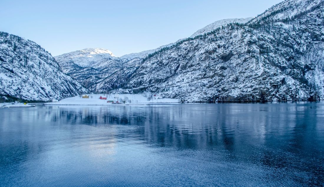 Enjoy  an optional half day cruise of the Mostraumen Fjord 